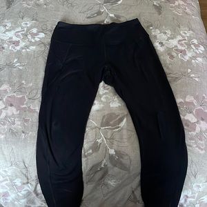 In a black color very comfortable